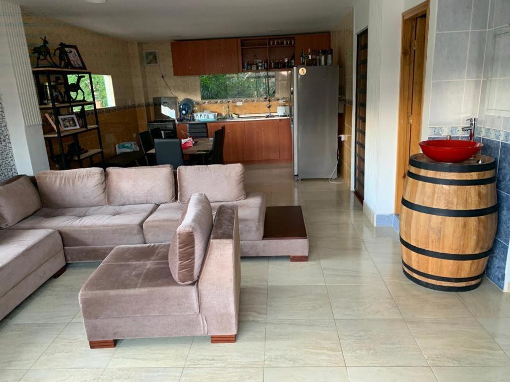 Villa Finca Santa Monica Guatape Privada Lujosa Piscina Jacuzzi Sauna Muelle Represa Jetski Planchon Exterior foto