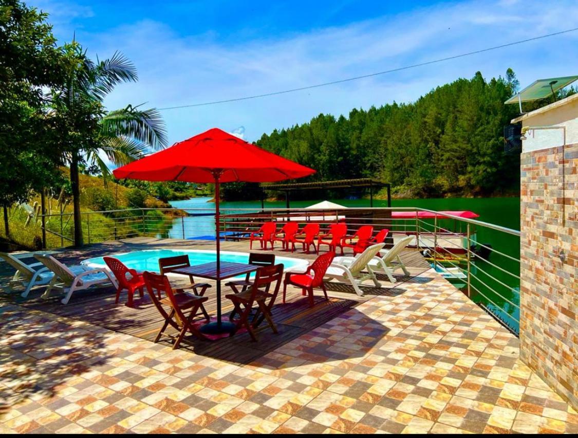 Villa Finca Santa Monica Guatape Privada Lujosa Piscina Jacuzzi Sauna Muelle Represa Jetski Planchon Exterior foto